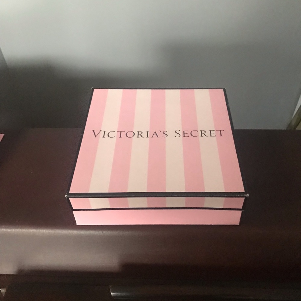 Victoria’s Secret Gift Boxes Bundle